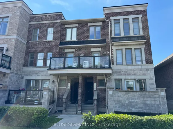 2315 Sheppard Ave W #47, Toronto, ON M9M 0E8