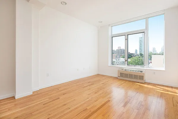 Rented by Bold New York | media 14