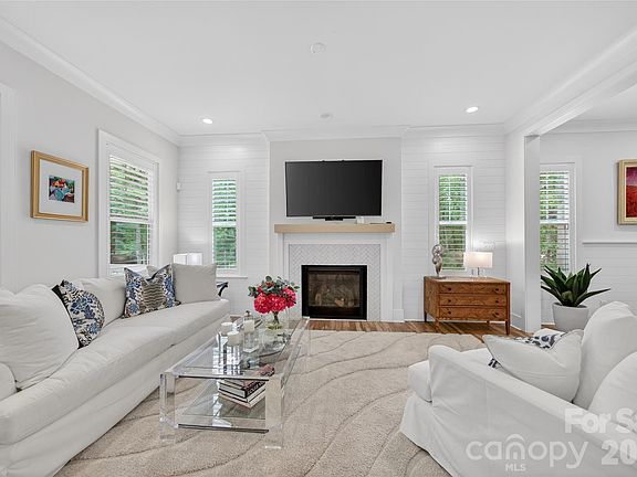 5th image of 10904 Leyton Pl