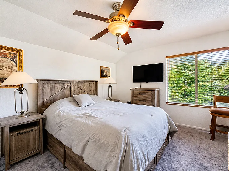 2116 Bernina Dr — Photo 6