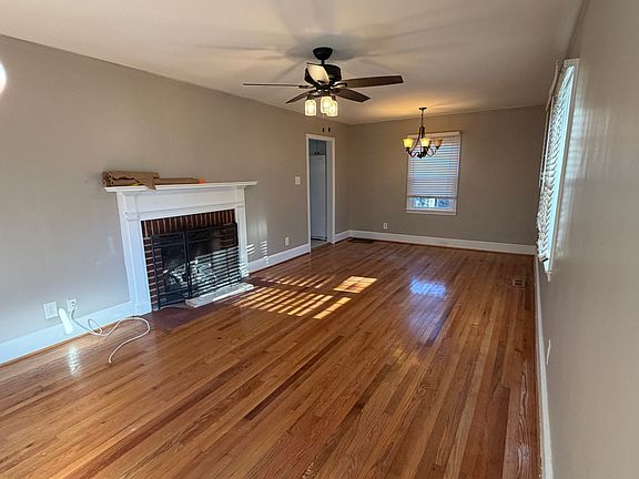 4th image of 1022 Richmond Dr