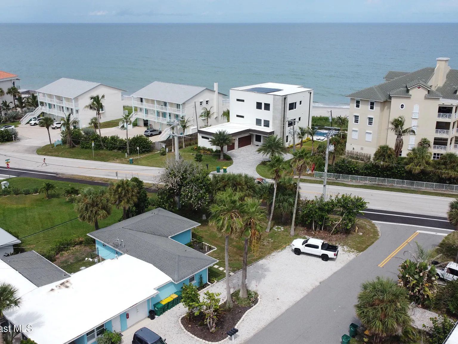 2 bed, 1.0 bath, 1938 sqft, $1,790 — Photo 3