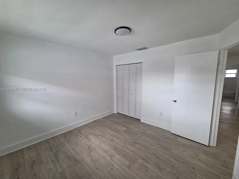 550 SW 115th Ave #405H — Photo 36