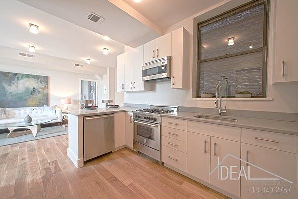 1st image of 186 Joralemon St Fl 2