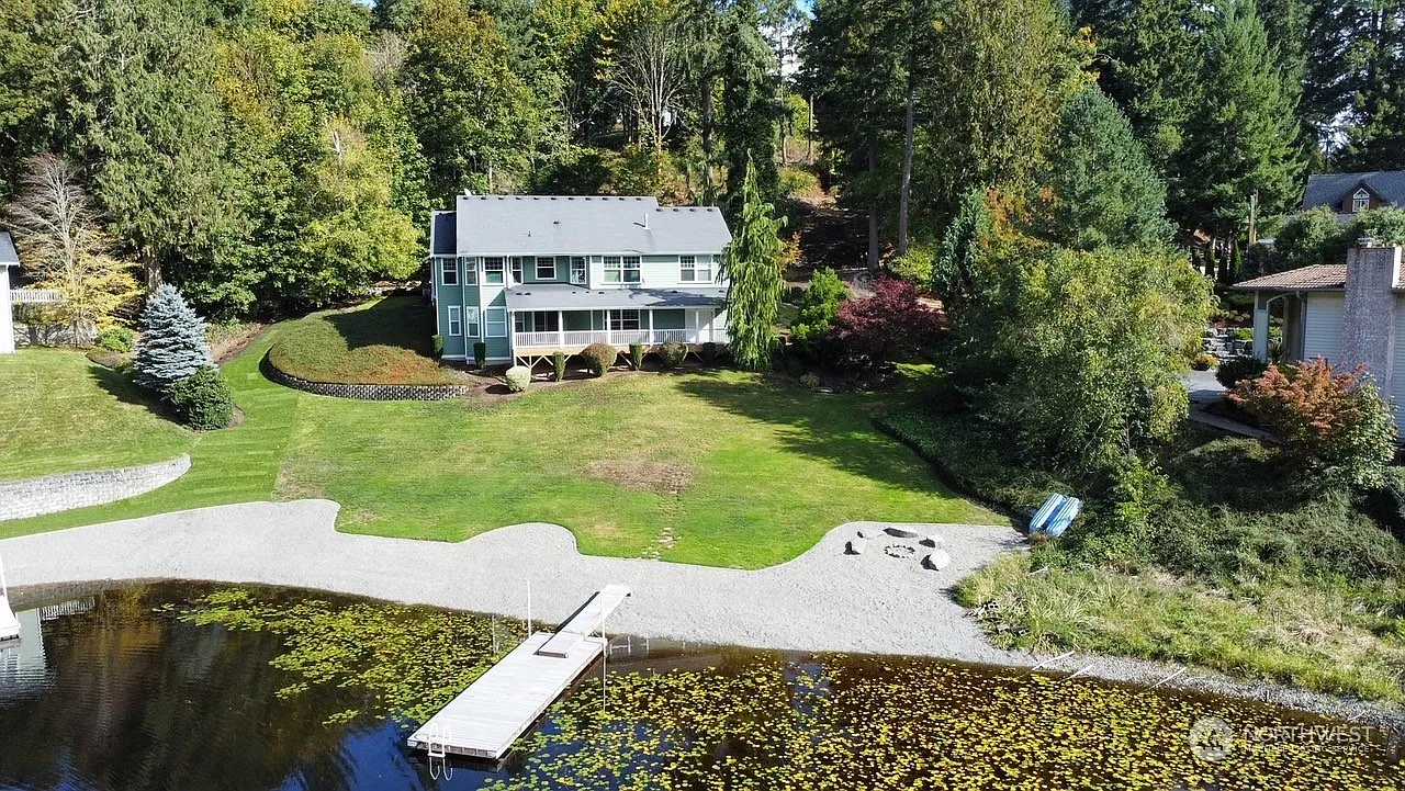 5130 Raccoon Valley Road SE photo 1
