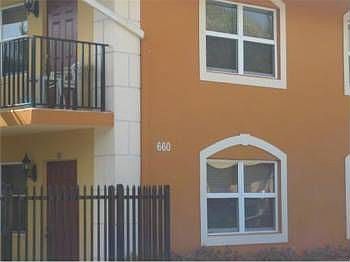 1st image of 660 NE 11th Ave APT 207