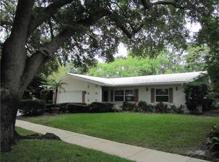 1649 Woodridge Dr, Clearwater, FL 33756