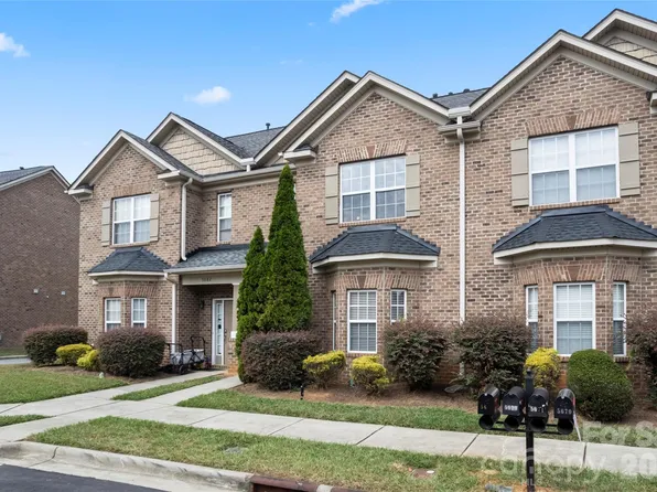 5678 Stafford Rd, Charlotte, NC 28215