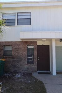 40 11th St APT 99, Shalimar, FL, 32579