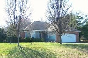 5th image of 41 Gainsborough Dr