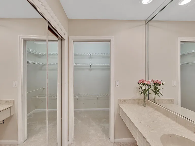 7747 Villa Nova Dr — Photo 24