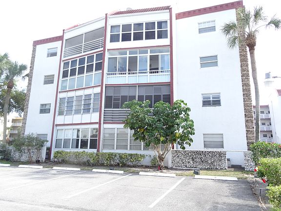 2nd image of 4270 NW 40th St APT 115