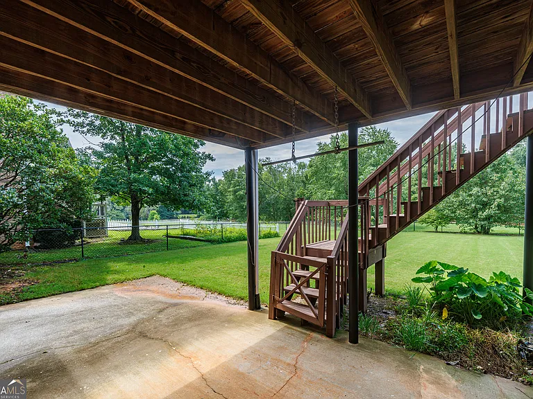 5795 Dovnick Dr — Photo 87