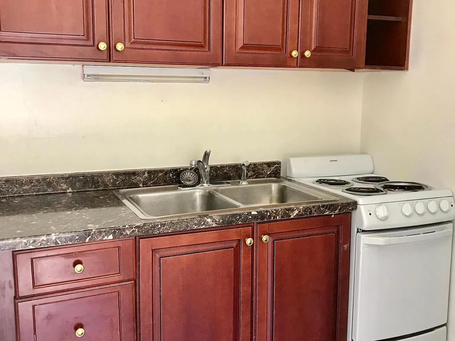 5207 Old Cheney Hwy — Photo 3