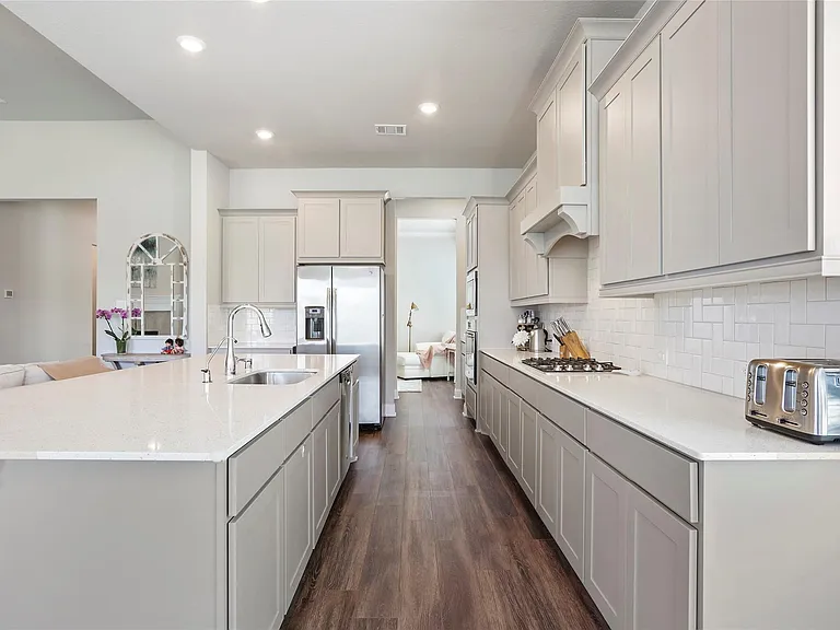 50 Wyatt Oaks Dr — Photo 11