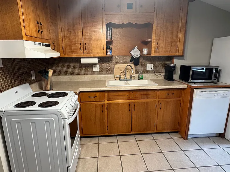 328 Sequoyah Dr — Photo 9