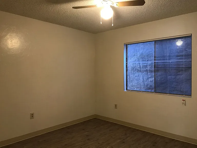 625 Dameron Dr — Photo 6