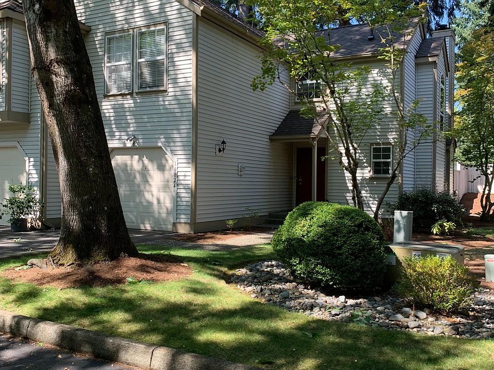 1st image of 10124 NE 135th Ln #16