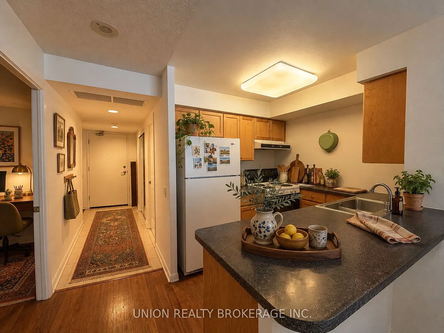 2 bed, $2,400 — Photo 4