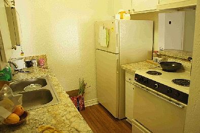 4th image of 3215 Overland Ave APT 8177