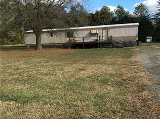 1712 Old Friendship Rd, Catawba, SC 29730