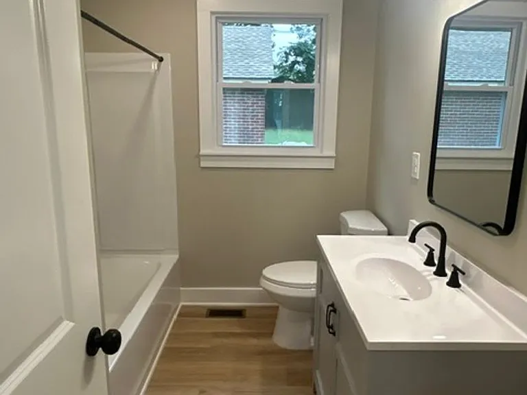 201 Meadors Ave — Photo 5