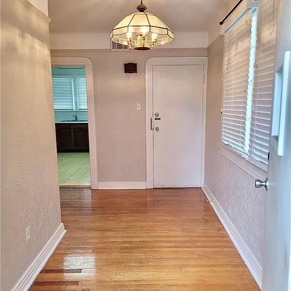 600 Homedale St #B — Photo 2