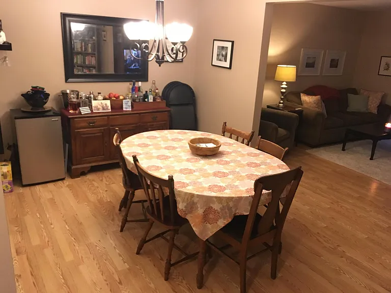 6 Chelsea Cir — Photo 4