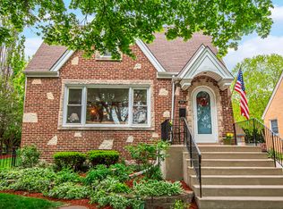 8020 Lowell Ave, Skokie, IL 60076