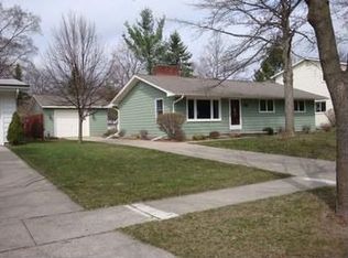 3307 Fairlane St, Midland, MI 48642