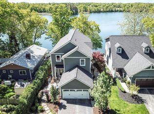 841 Hurley Dr, Howell, MI 48843