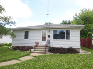 3211 20th St, Columbus, NE 68601