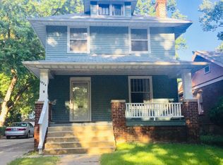 1924 Holmes Ave, Springfield, IL 62704