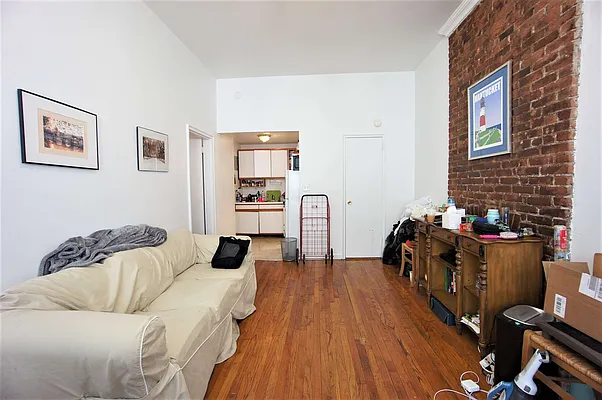 Rented by Compass | media 13