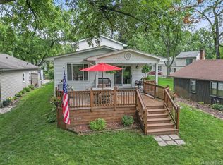 7843 Detroit Blvd, West Bloomfield, MI 48323