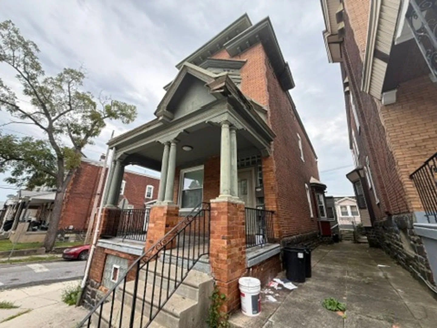 238 West Abbottsford Avenue — Photo 4