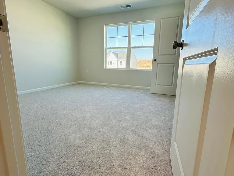 5036 Arkose Dr — Photo 21