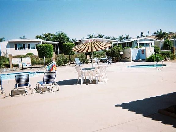 Clubhouse Pool