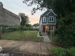 222 E Clapier St, Philadelphia, PA 19144
