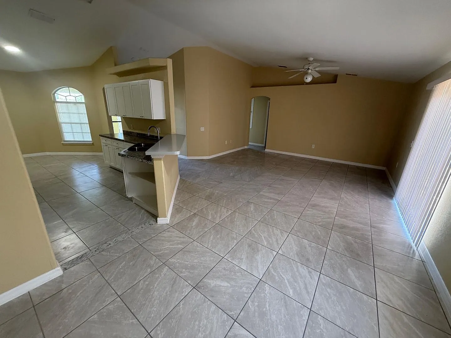 1408 Orlando Place — Photo 3