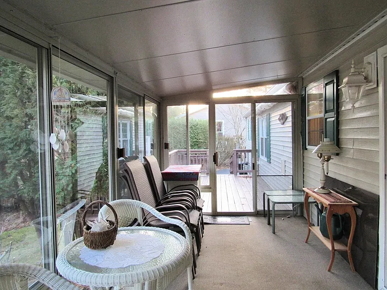 2 Heather Ln — Photo 11