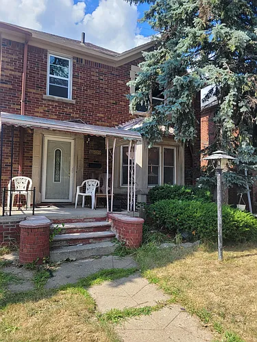 4040 Tyler St Photo 1