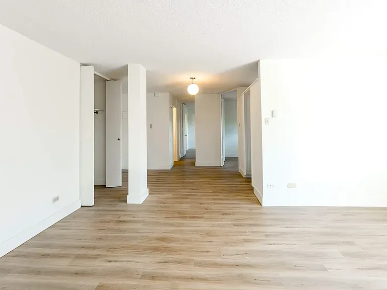 815 50th Ave SW — Photo 59