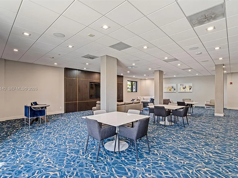 90 Edgewater Dr #1216 — Photo 40