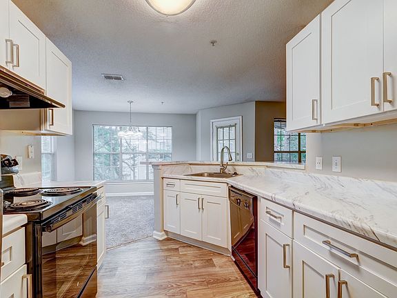 2nd image of 2811 Keswick Village Ct NE #2-0231