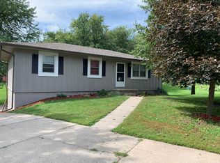 400 E Maple St, Savannah, MO 64485