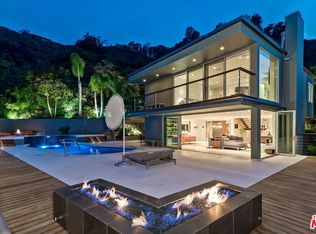 2041 Desford Dr, Beverly Hills, CA 90210