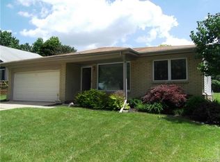 42472 Park Ridge Rd, Novi, MI 48375