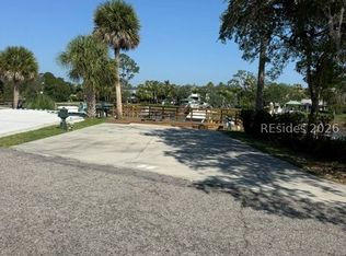 43 Jenkins Rd #56, Hilton Head Island, SC 29926