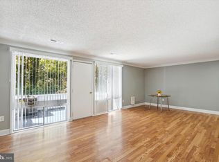 571 Wilson Bridge Dr APT C2, Oxon Hill, MD 20745